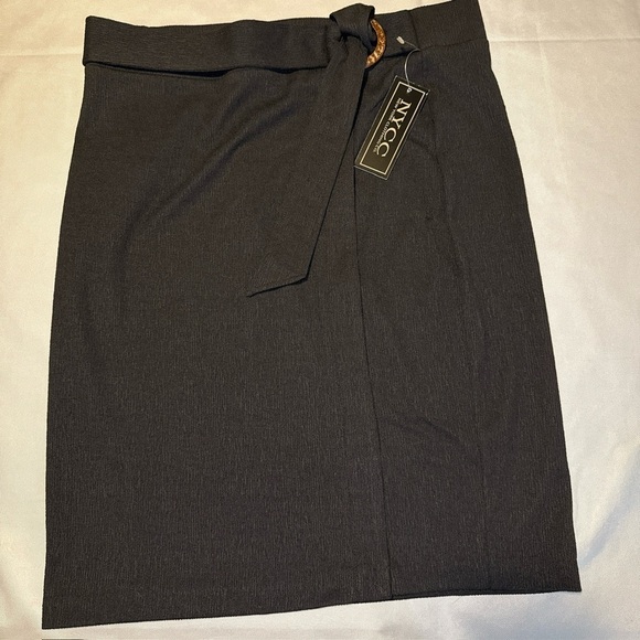 NYCC Black NWT Pencil Skirt Sz L Minimalist Career Academia Secretary Classic - Picture 1 of 4